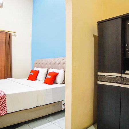 Oyo 92076 Sky Residence Cengkeh Medan Dış mekan fotoğraf