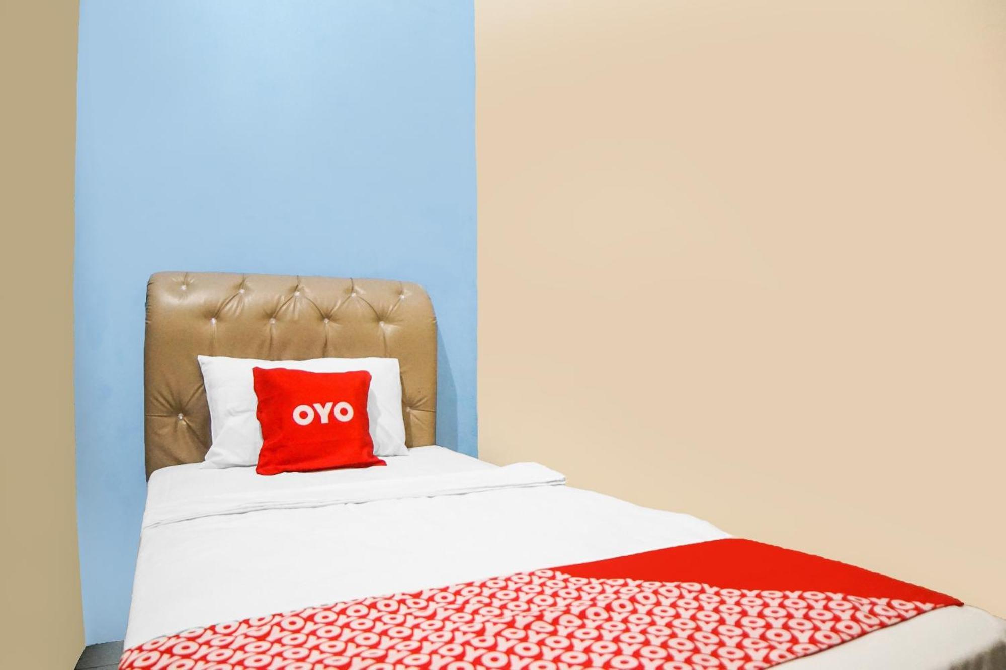 Oyo 92076 Sky Residence Cengkeh Medan Dış mekan fotoğraf
