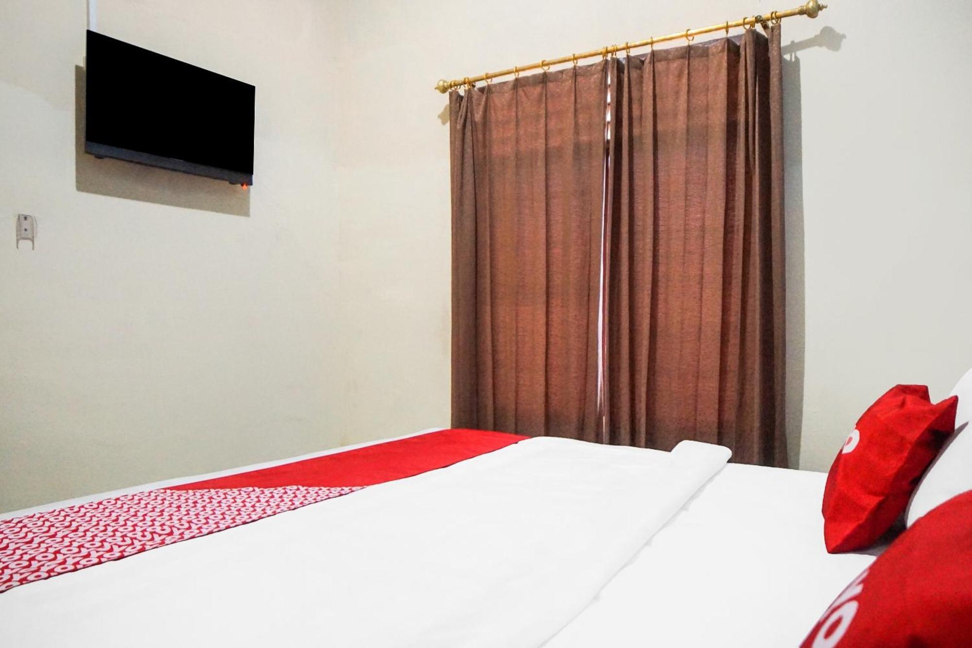 Oyo 92076 Sky Residence Cengkeh Medan Dış mekan fotoğraf