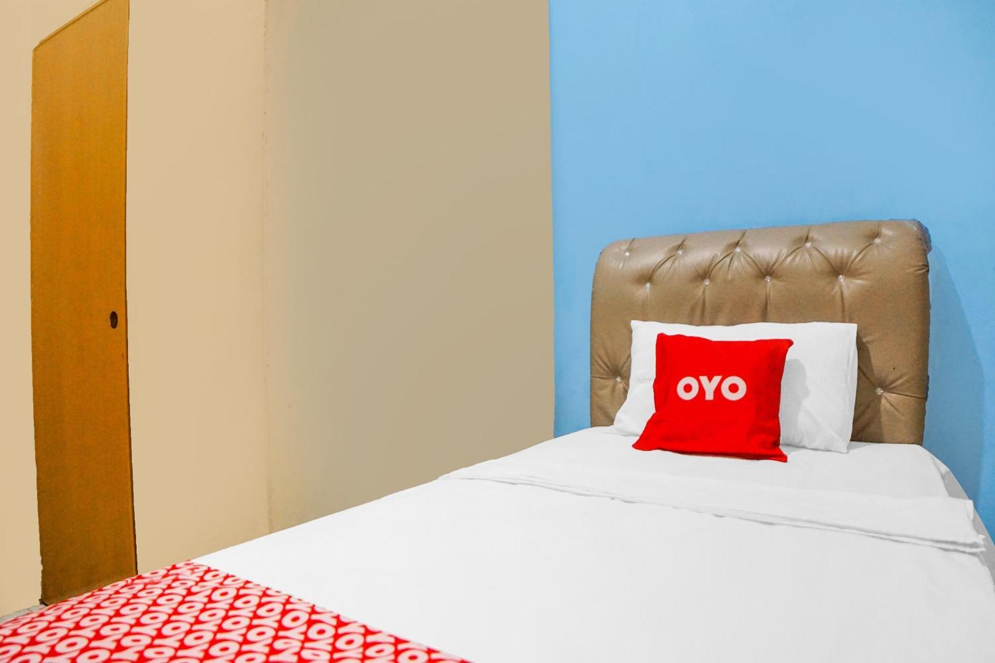 Oyo 92076 Sky Residence Cengkeh Medan Dış mekan fotoğraf