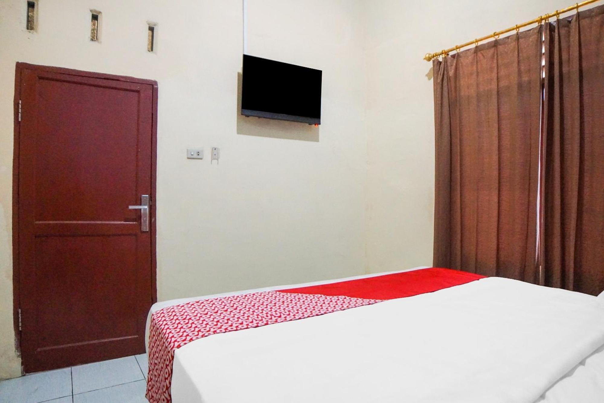 Oyo 92076 Sky Residence Cengkeh Medan Dış mekan fotoğraf