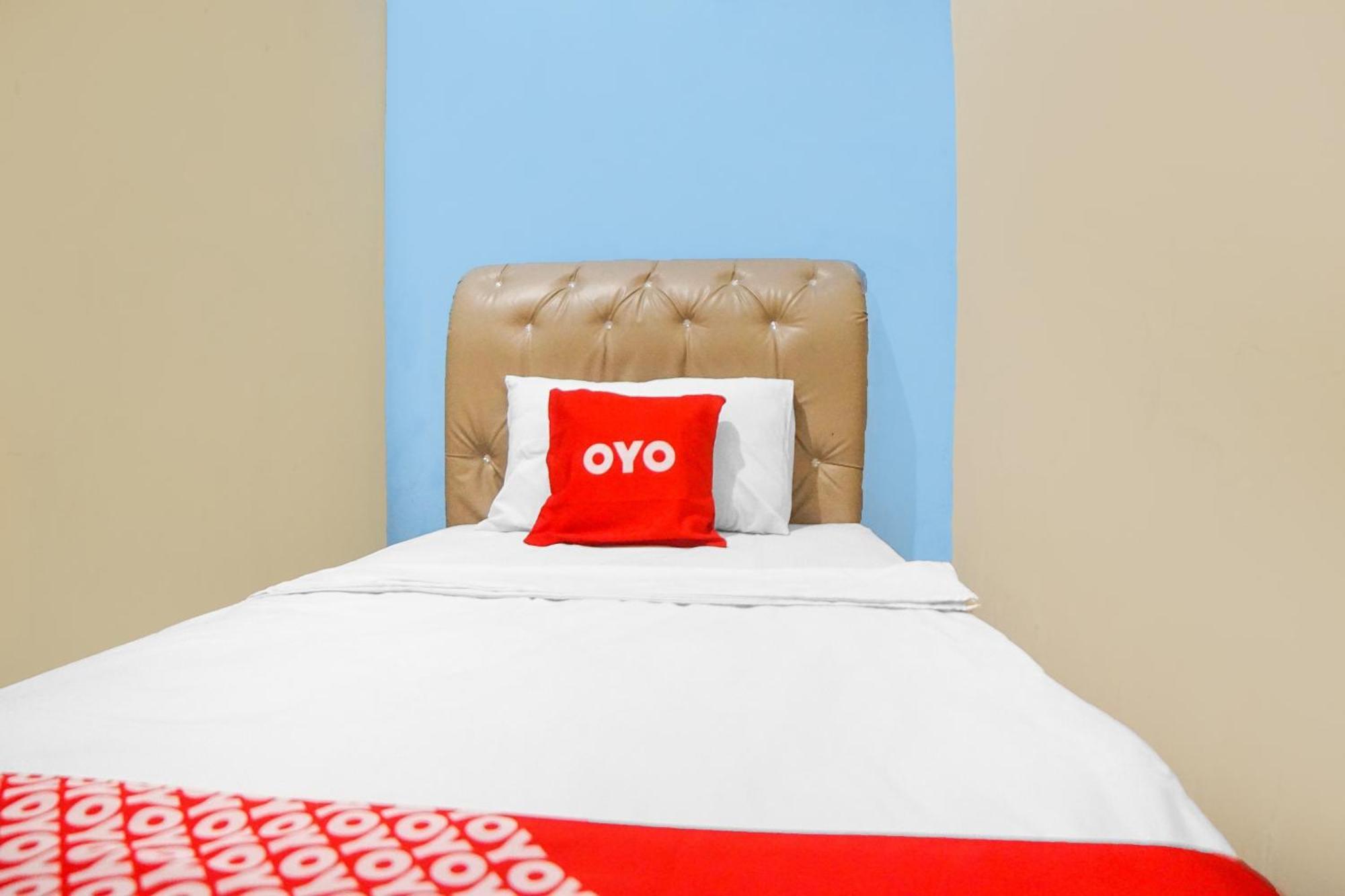Oyo 92076 Sky Residence Cengkeh Medan Dış mekan fotoğraf