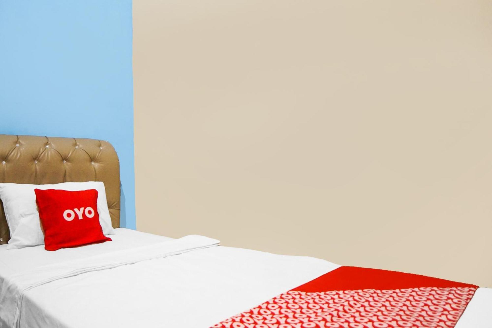 Oyo 92076 Sky Residence Cengkeh Medan Dış mekan fotoğraf
